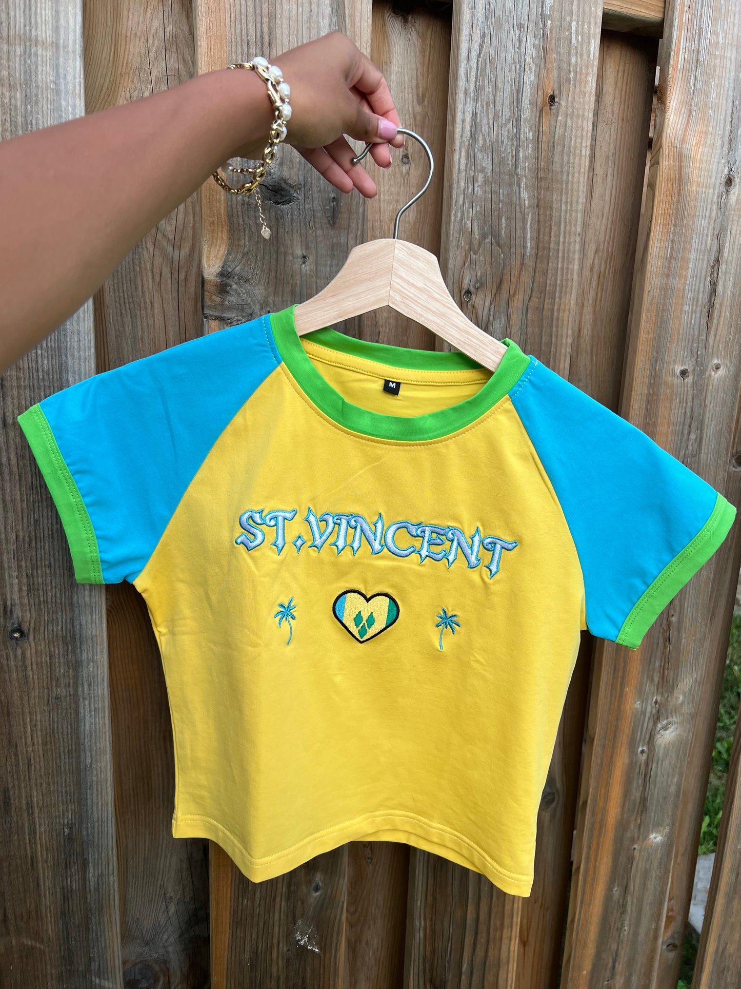 ST.VINCENT T-SHIRT